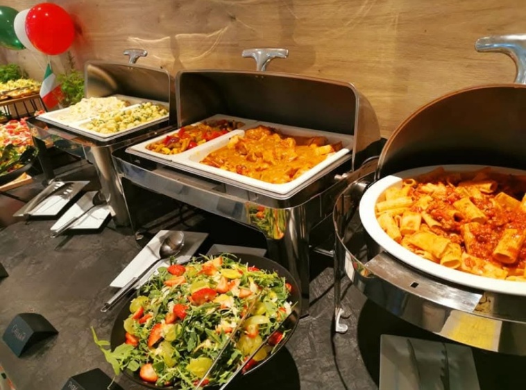  Śniadania i obiado-kolacje w Moderna Jastrzębia G&oacute;ra